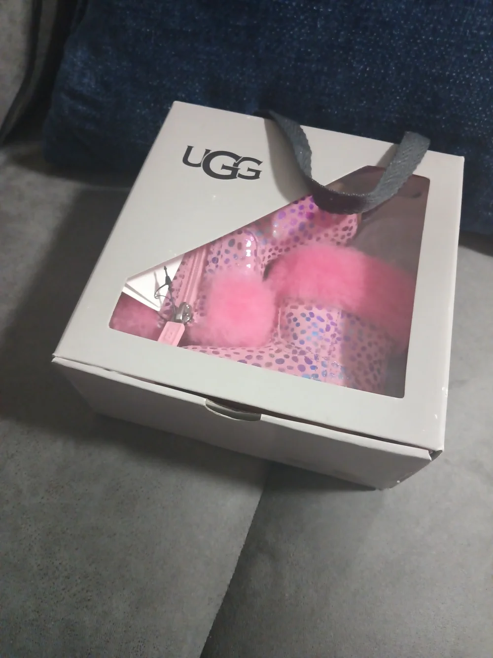Baby UGG Size 2/3 Brand New!